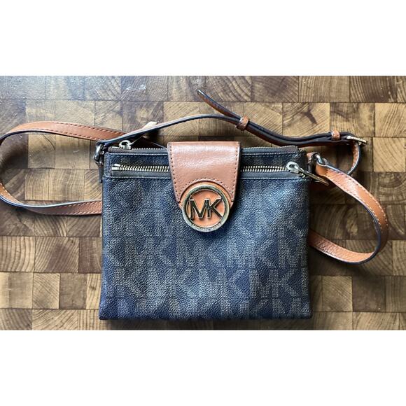 Michael Kors Fulton Messenger Crossbody Purse - Brown and Gold Pebble Leather - Picture 2 of 14